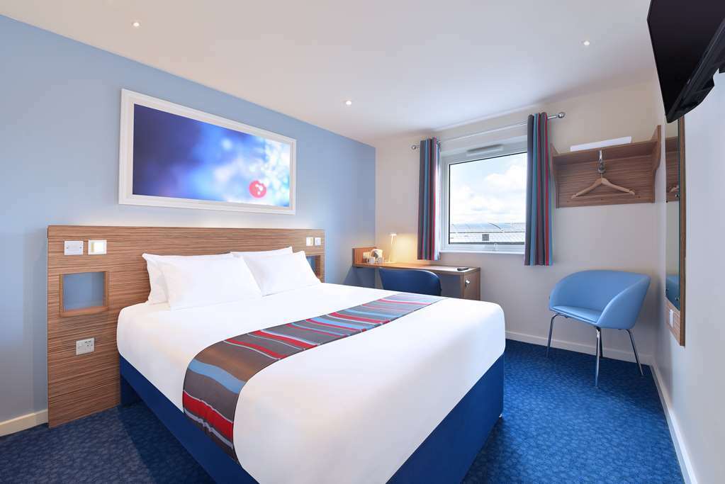 Travelodge Milton Keynes Old Stratford Habitación foto